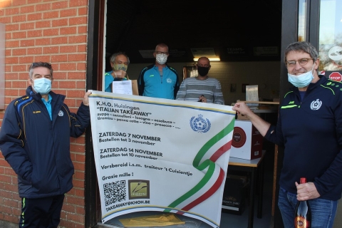 De eerste takeaway van voetbalclub KHO Huizingen was een succes. Enkel de inbraak was een tegenvaller. — © ssj